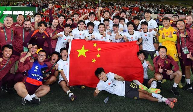 世界杯比赛直播地址-北青：安东尼奥在队风队纪方面很严，备战期间禁止球员点外卖